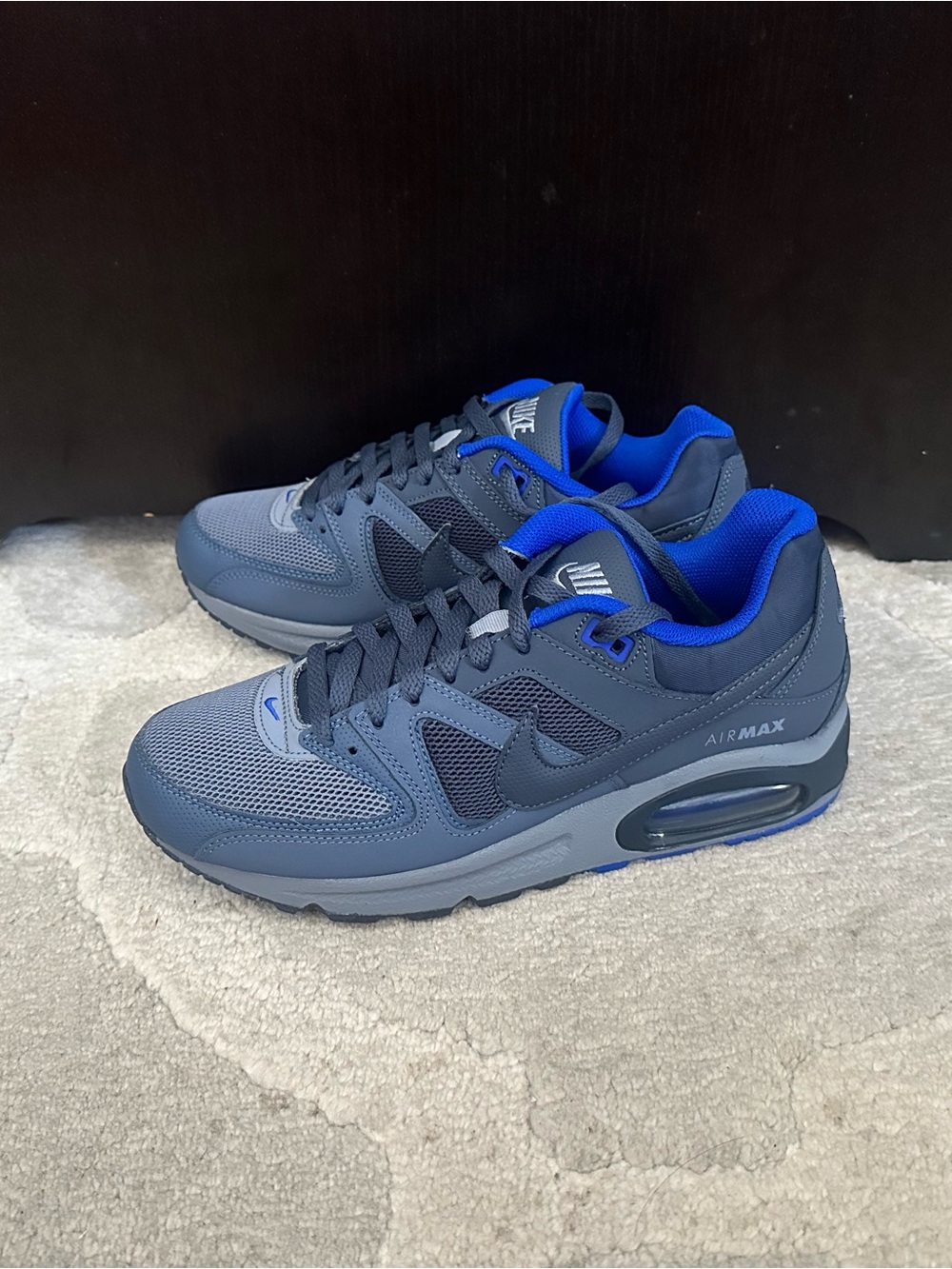 Nike Air Max Command Men’s Sneakers